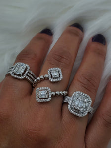 Chicago Baguette Diamond Ring