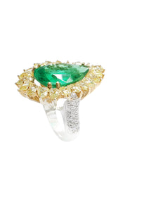 Kasi Emerald & Fancy Yellow Diamond Ring